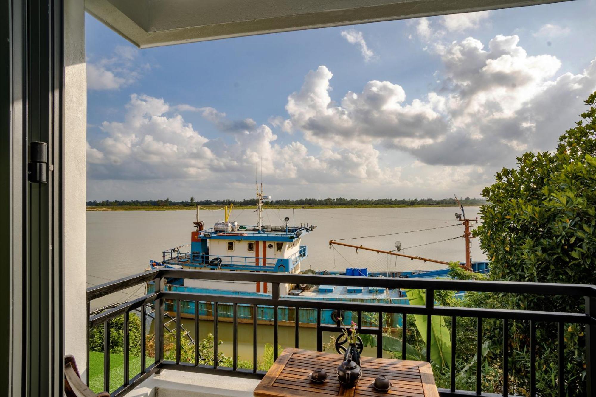 Hotel Autumn Bay Retreat Hoi An Esterno foto