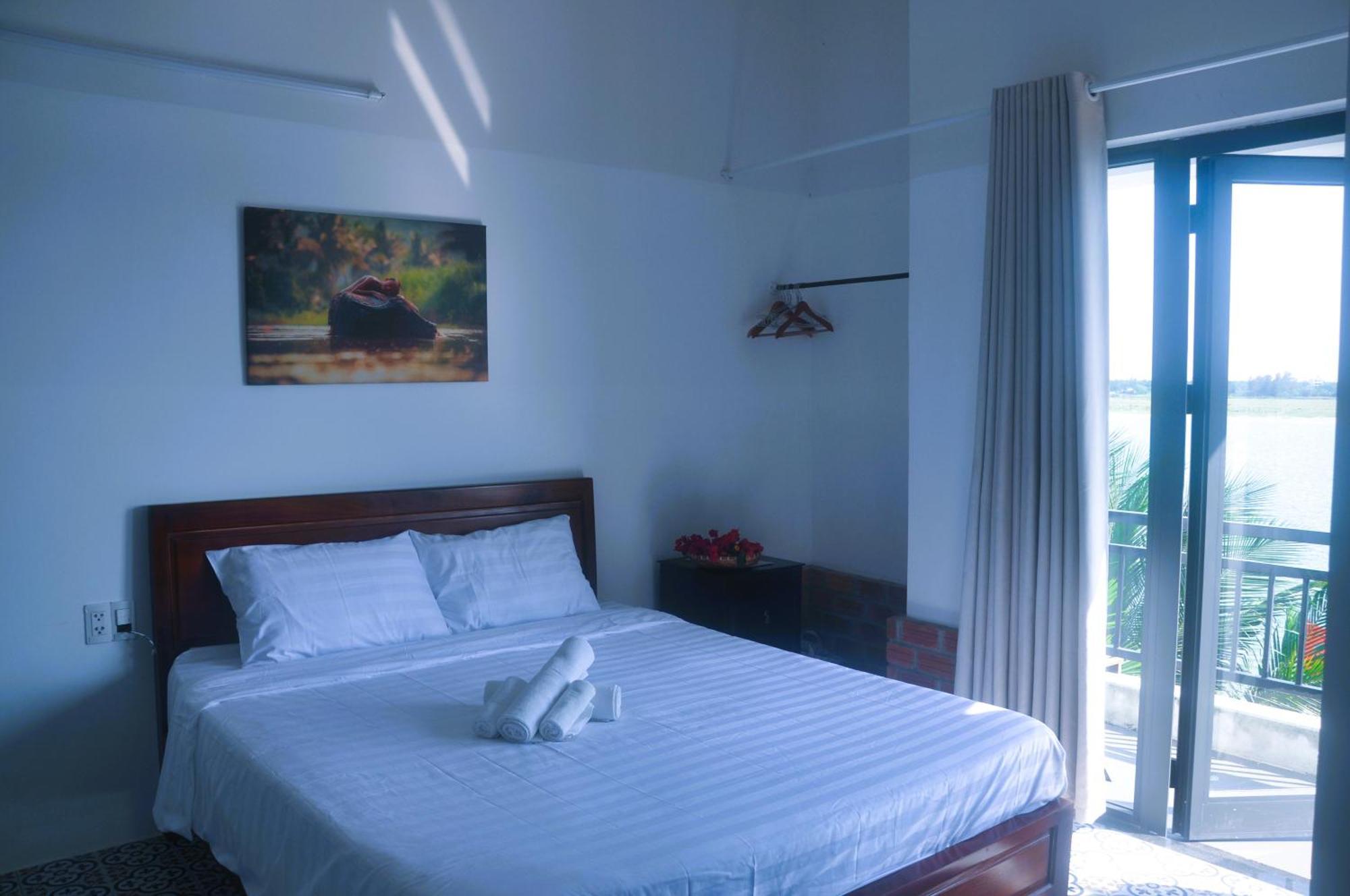 Hotel Autumn Bay Retreat Hoi An Esterno foto