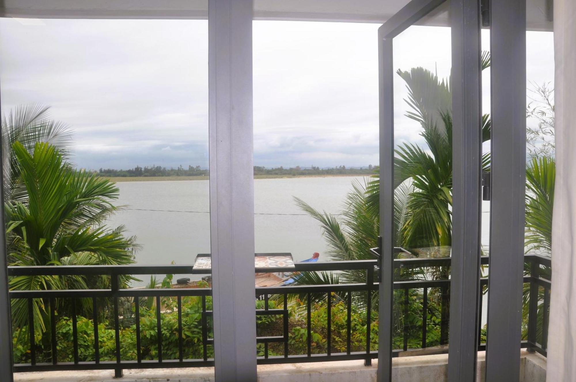 Hotel Autumn Bay Retreat Hoi An Esterno foto
