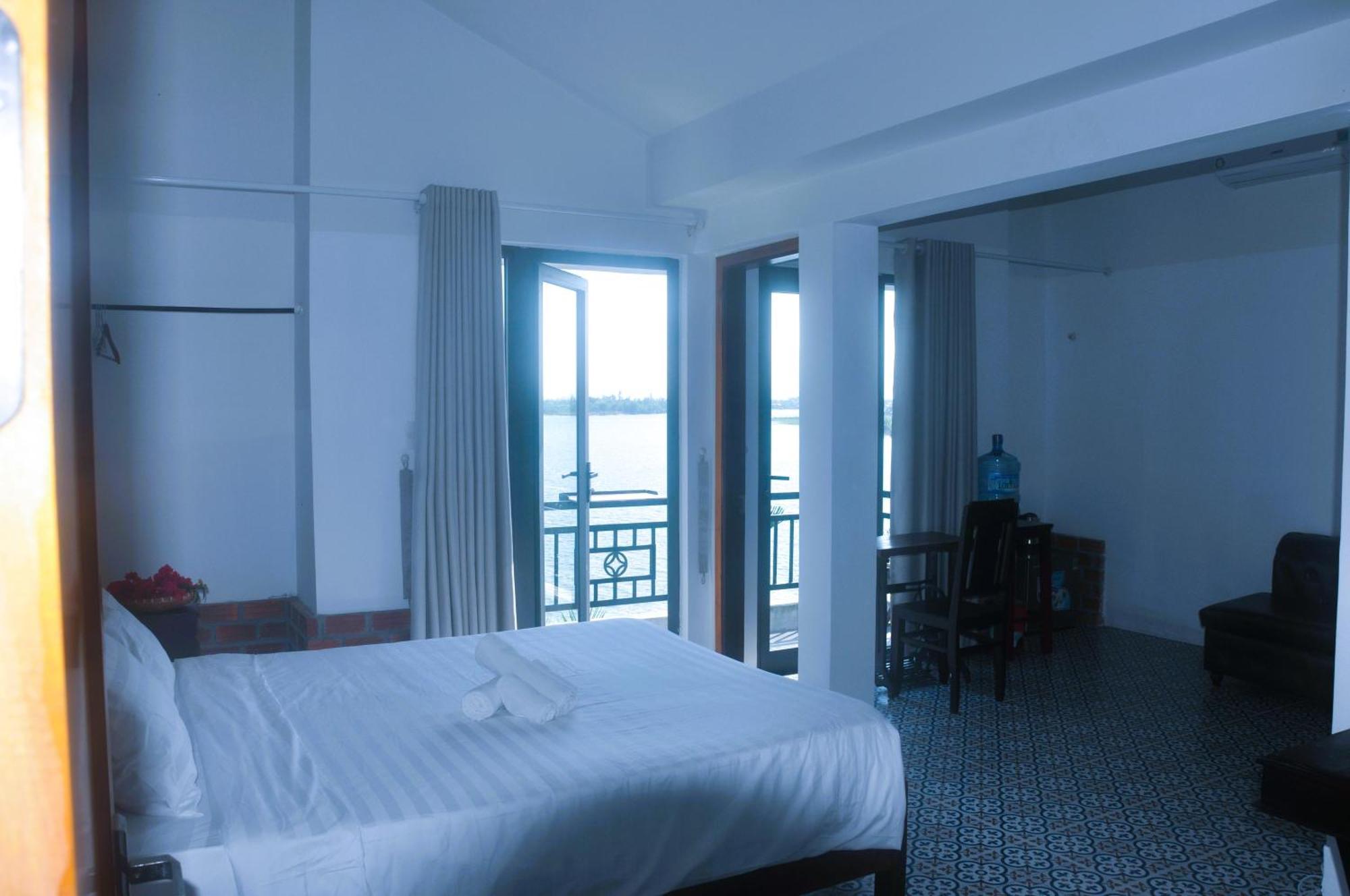 Hotel Autumn Bay Retreat Hoi An Esterno foto