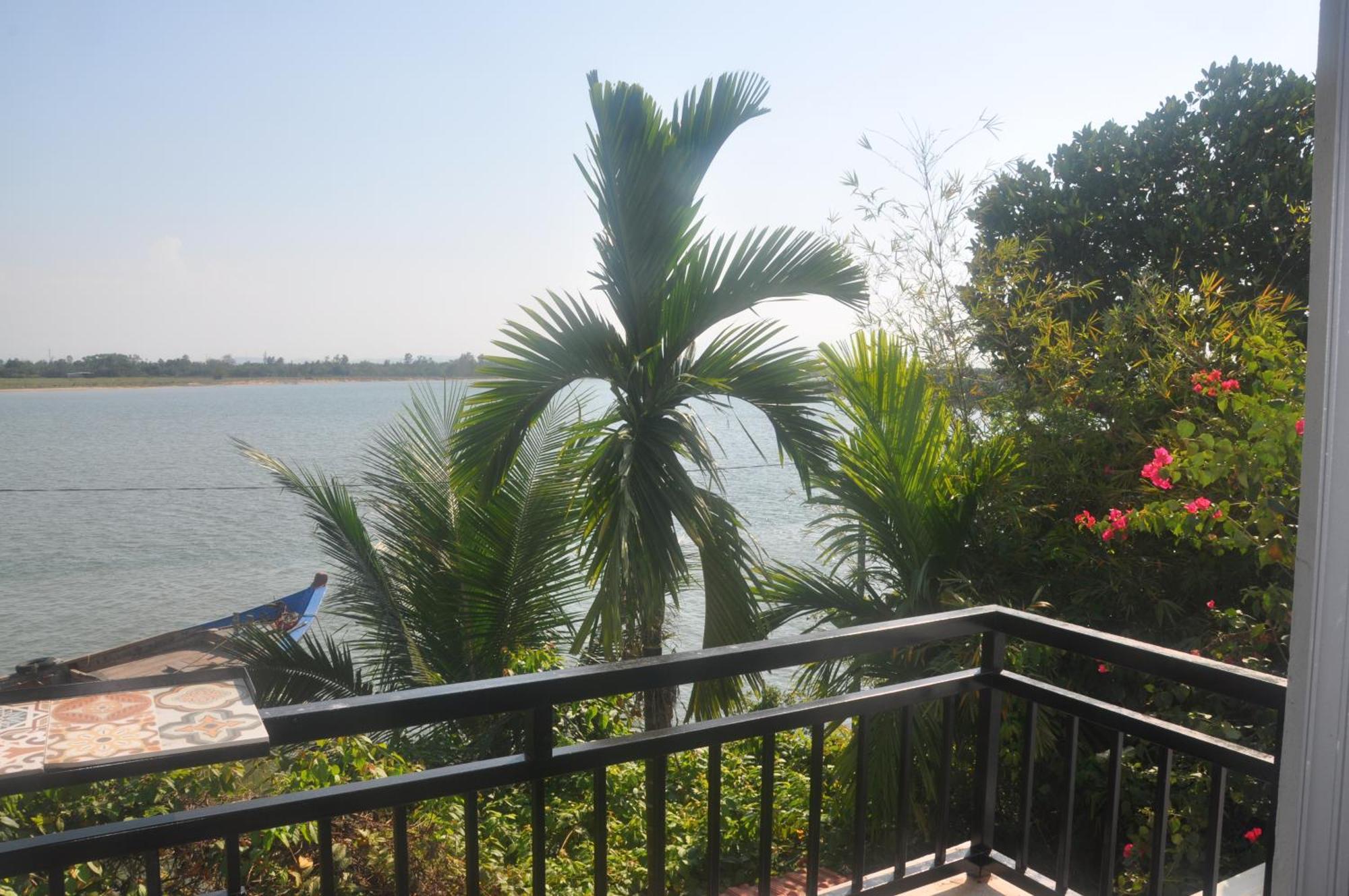 Hotel Autumn Bay Retreat Hoi An Esterno foto