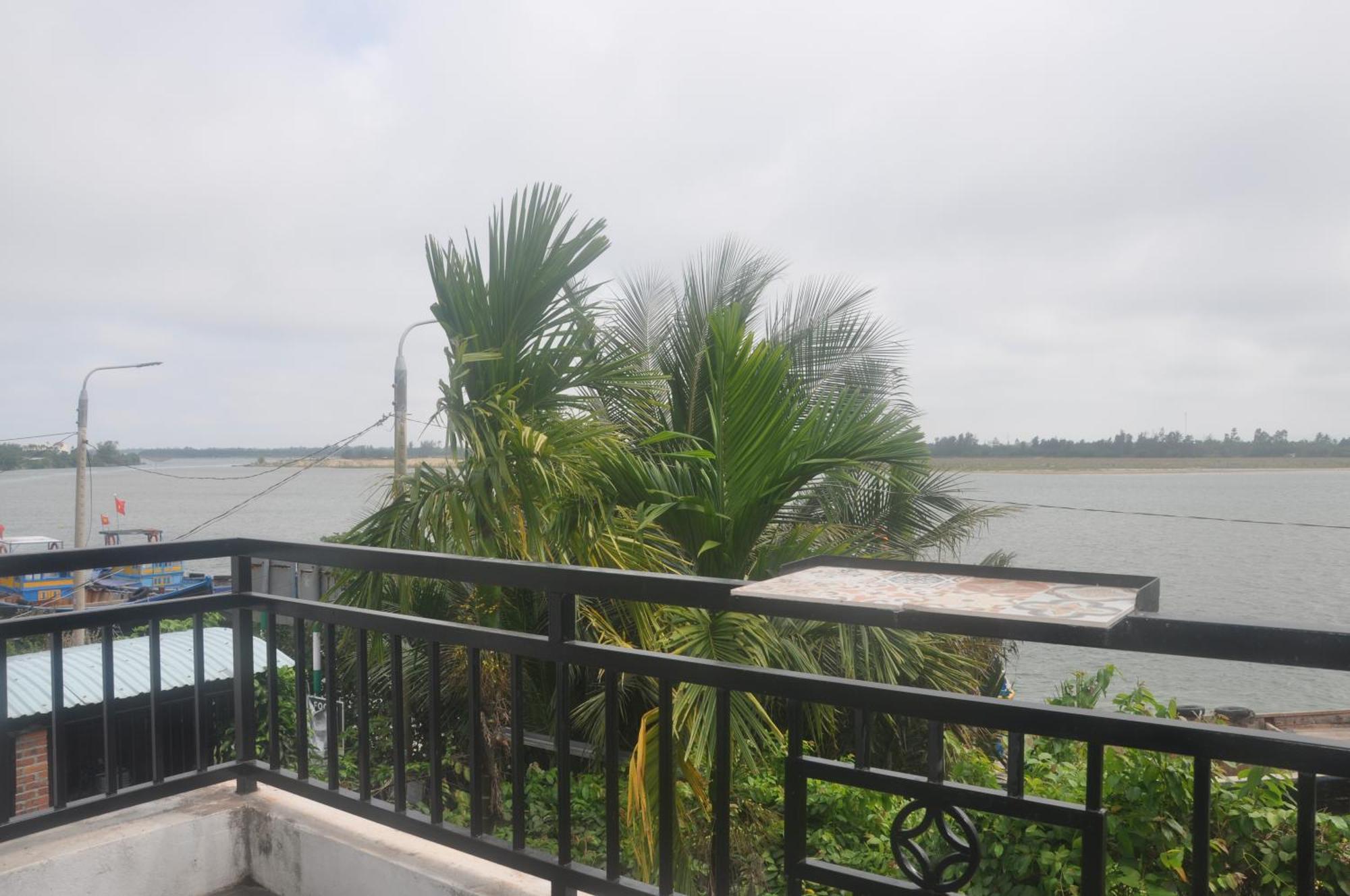 Hotel Autumn Bay Retreat Hoi An Esterno foto